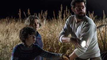 White long sleeve tee worn by Lee Abbott (John Krasinski) in A Quiet Place