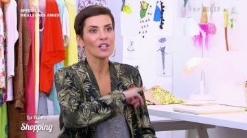 La veste imprimée à feuilles de Cristina Córdula dans Les reines du shopping du 19 février 2020
