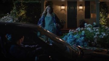 Grey Dress Pajama worn by Veronica Sawyer (Grace Victoria Cox) as seen in Heathers (S01E03)