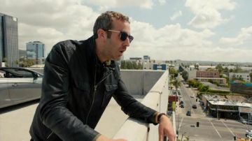Sunglasses worn by Miles Daly (Chris O'Dowd) as seen in Get Shorty (S02E05)