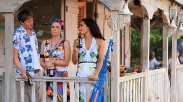 Printed dress worn by Catherine Bordey (Élisabeth Bourgine) in Death in Paradises