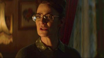 Blue Dog Shirt worn by Mary Wardwell (Michelle Gomez) in Chilling Adventures of Sabrina (S01E01)