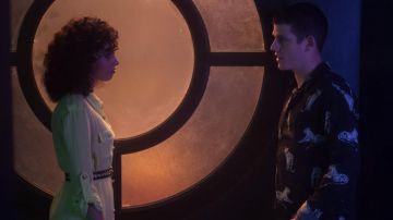 The black shirt printed worn by Guzmán (Miguel Bernardeau) in the series Elite (S03E07)