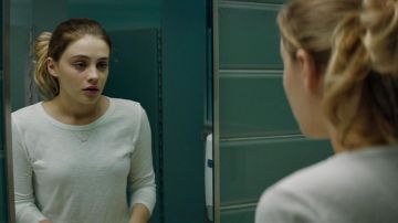 Heathered white long sleeve tee shirt worn by Tessa Young (Josephine Langford) in After