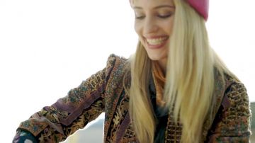 The jacket multi-coloured Katarina (Dianna Agron) in Berlin, I Love You