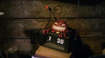 Devil Clock of Ambrose Spellman (Chance Perdomo) in Chilling Adventures of Sabrina (S01E03)