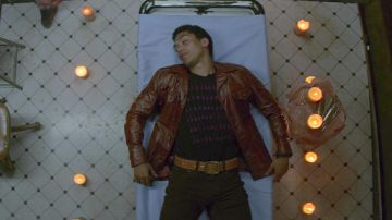 Veste en cuir portés par Ambroise Spellman (Chance Perdomo) en Paralysant les Aventures de Sabrina (S01E03)