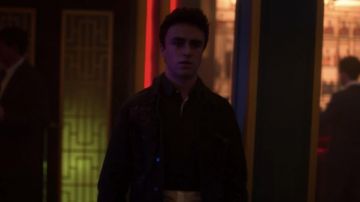 Jacket worn by Samuel García Domínguez (Itzan Es­camil­la) as seen in Elite (Season 3 Episode 3)