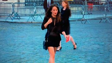 The black dress worn by Alice Heimann (Anaïs Demoustier) in the film Alice, and the mayor
