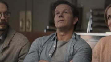 Blue stripped shirt worn by Pete (Mark Wahlberg) in Instant Family