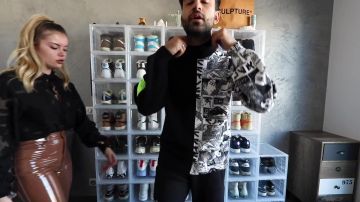 Le pull porté par Anil dans la vidéo JE RELOOKE MON MEC À MA FAÇON ! de Romy