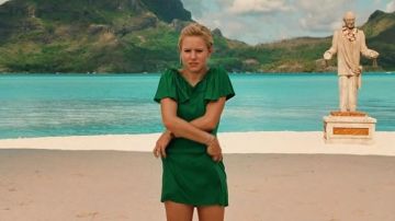 Green Dress worn by Cynthia (Kristen Bell) in Couples Retreat