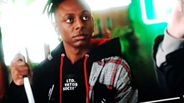 The jacket plaid gray and red of Kim Toni (Chris Lyon) in Itaewon Class (Season 1 Episode 10)