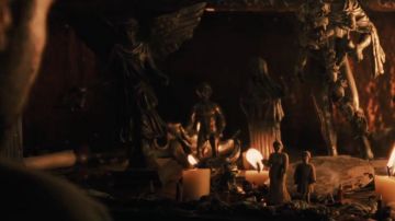 The figurines of the son of Maximus (Russell Crowe) in the movie Gladiator