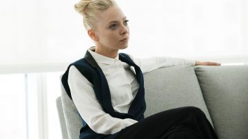 Sleeveless blazer vest worn by Angela Moss (Portia Doubleday) in Mr. Robot (S02E05)