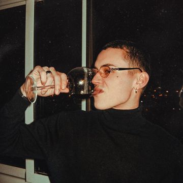 Las gafas que lució Arón Piper en su cuenta de Instagram @aron.piper