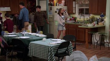 The denim skirt with hem longer at the back of Alexa Mendoza (Paris Berelc) in the series, Alexa & Katie (Season 4 Episode 3)