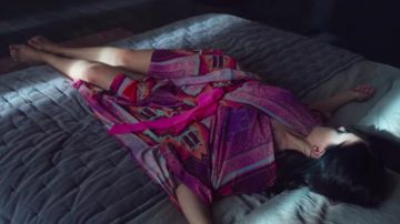 Dress / kimono with a skull worn by Laura (An­na-Maria Siek­luc­ka) in 365 Days