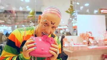 Necklace Hello Kitty Candy Ken in Candy Ken - Basic Bitches ft. Bainshe (Prod. Lets Go Radio)