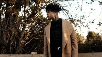 Camel Overcoat worn by scarlxrd in scarlxrd - DUAL WIELD.
