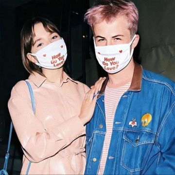 Denim Jacket Looney Tunes w/ brown collar of Dylan Minnette  on the Instagram account @golove.lydia