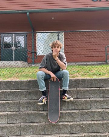 Les vans de Jason Waud sur le compte Instagram de @jasonwaudd