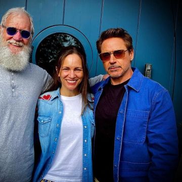 Blue shirt jacket of Robert downey jr   on the Instagram account @robertdowneyjr