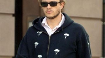 Sudadera paracaídas usada por Heath Ledger