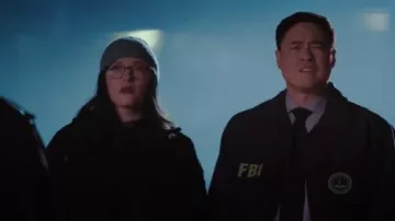 Grey beanie worn by Darcy Lewis (Kat Dennings) as seen in WandaVision TV series wardrobe (Season 1 Épisode 5)