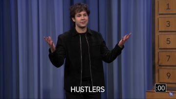 Chaqueta usada por David Dobrik en The Tonight Show Starring Jimmy Fallon