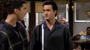 Discover outfits and fashion from season 1 on Friends