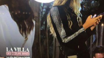 shiny jacket worn by cassandra villa of the broken hearts of cassandra cassandra in the show Les Anges