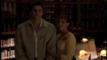 The beige jacket worn by Angel (David Boreanaz) in the series Buffy the Vampire Slayer (Season 2 Episode 2)