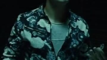 Chaqueta floral usada por o'trak Carmine Monaco en la serie Gomorra