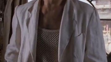 Camiseta sin mangas de malla usada por Basie John Malkovich en Empire of the Sun