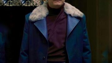 Top / chemise porté par le Baron Zemo Daniel Brühl dans Le Faucon et le Soldat de l'Hiver