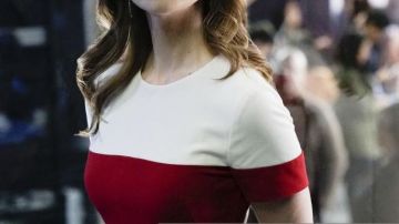 Robe rouge et blanche Elisa Kushku