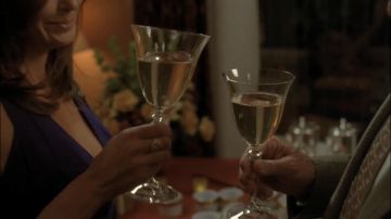 Glass of Gabrielle Solis Eva Longoria in the series Desperate Housewives