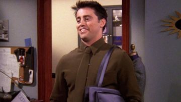 Chemise verte portée par Joey Tribbiani Undefined dans Friends