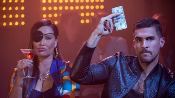 Leather Jacket of Damien Sanchez (Josh Segarra) in AJ and the Queen (S01E03)