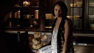 Kwando Tie-Dye Dress par Some Days Lovin portée par Bonnie Bennett (Kat Graham) dans The Vampire Diaries (saison 6 épisode 2)