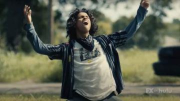 T-shirt porté par Bear (D'Pharaoh Woon-A-Tai) comme on le voit dans les Chiens de Réservation (Saison 1)