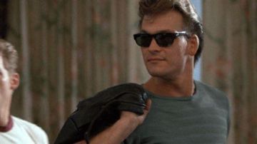 The gray t-shirt green worn by Johnny Castle (Patrick Swayze) in Dirty Dancing