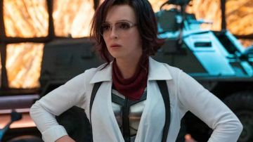 Metalic Vest worn by Millie / Molotov Girl (Jodie Comer) in Free Guy movie