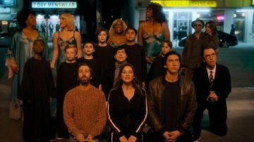 La veste en cuir portée par Henry McHenry (Adam Driver) dans le film Annette