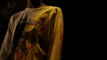 Le t-shirt porté par Playboi Carti dans son clip wokeuplikethis* ft. Lil Uzi Vert