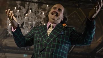 Chaqueta blazer azul marino y verde usada por Paolo Gucci (Jared Leto) como se ve en la película House of Gucci