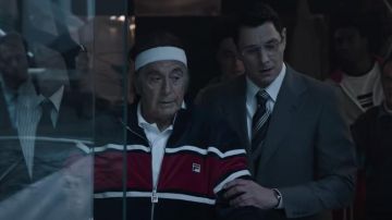 Chaqueta de pista vintage Fila usada por Aldo Gucci (Al Pacino) en la película House of Gucci