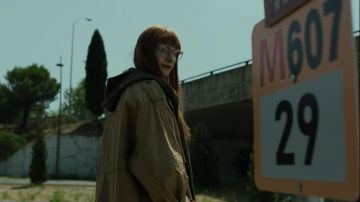 La veste verte portée par Alicia Sierra (Najwa Nimri) dans la série La casa de papel