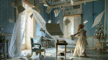 Vestido usado por Roxanne (Haley Bennett) como se ve en la película Cyrano